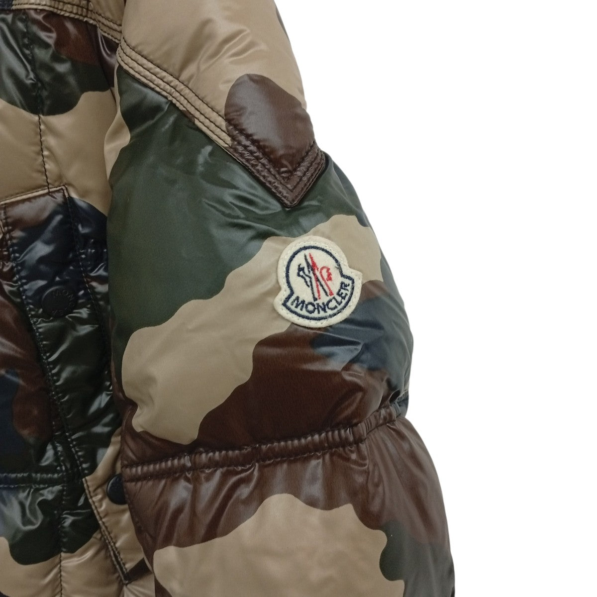 MONCLER SAUTERNEカモフラージュ柄ダウンジャケット44380 古着・中古-6枚目のアイテム画像