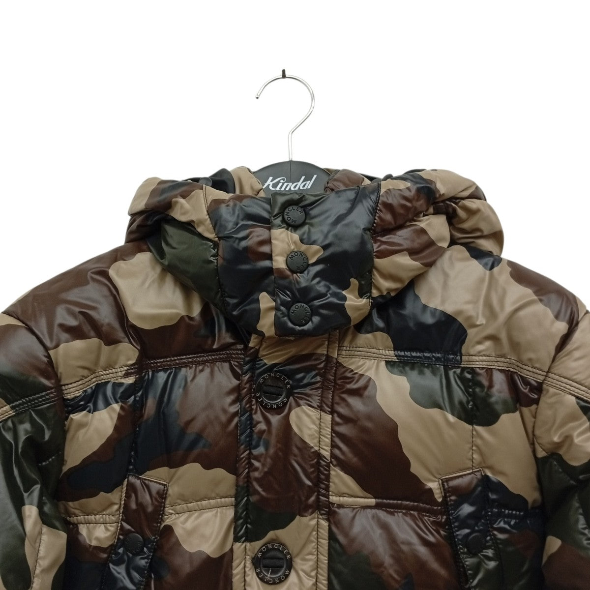 MONCLER SAUTERNEカモフラージュ柄ダウンジャケット44380 古着・中古-8枚目のアイテム画像