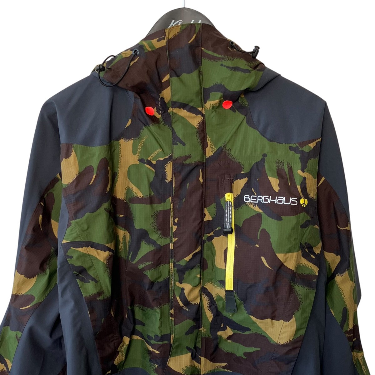 Berghaus グリフィンコラボハーフドムーンジャケットマウンテンパーカー 古着・中古-2枚目のアイテム画像