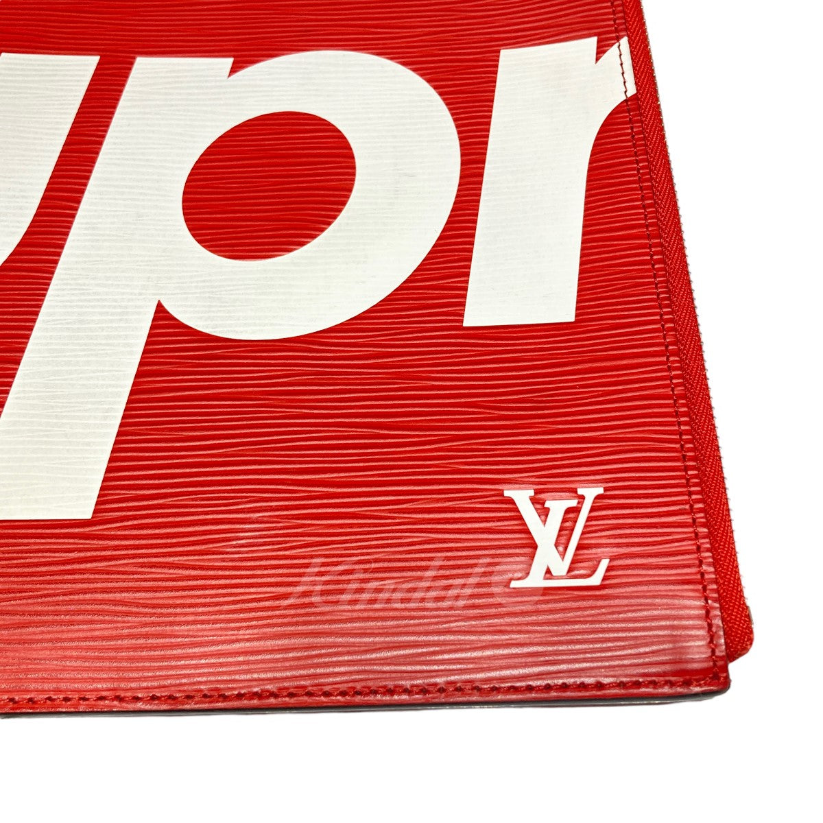 SUPREME(シュプリーム) × Louis Vuitton エピ ポシェット ジュール GM ...