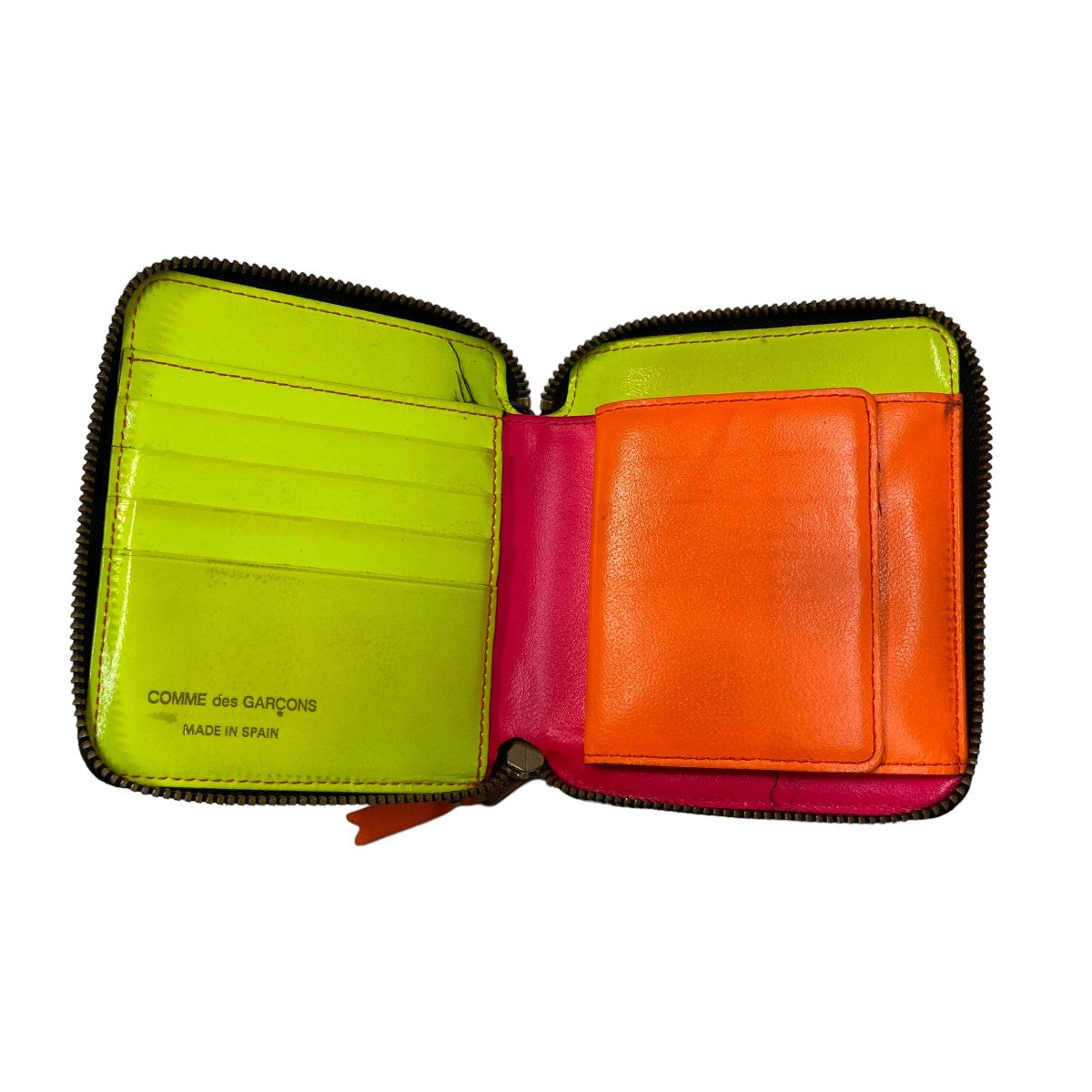 コムデギャルソンのSUPER FLUO LEATHER 二つ折りジップ財布です。 COMME des GARCONS 古着・中古 財布・小物 アイテム