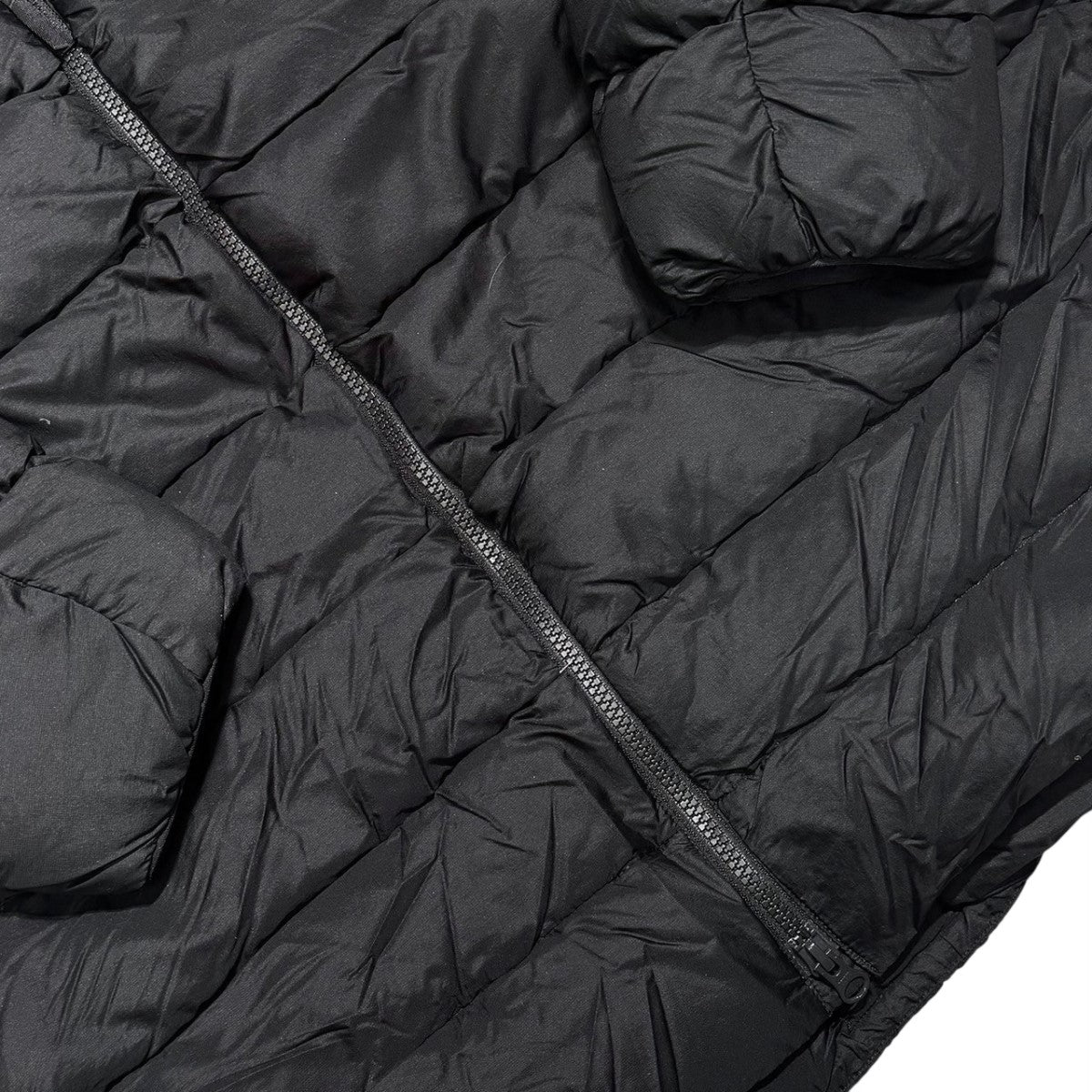 ARC'TERYX(アークテリクス) ピエドモントコートダウンコート25882-124250-03/20 25882-124250-03/20  ブラック サイズ M｜【公式】カインドオルオンライン ブランド古着・中古通販【kindal】