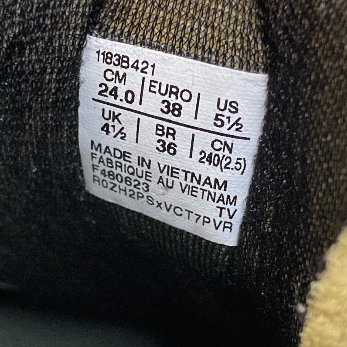 オニツカタイガーのDENTIGRE LS スニーカー 1183B421です。 Onitsuka Tiger 古着・中古 シューズ アイテム