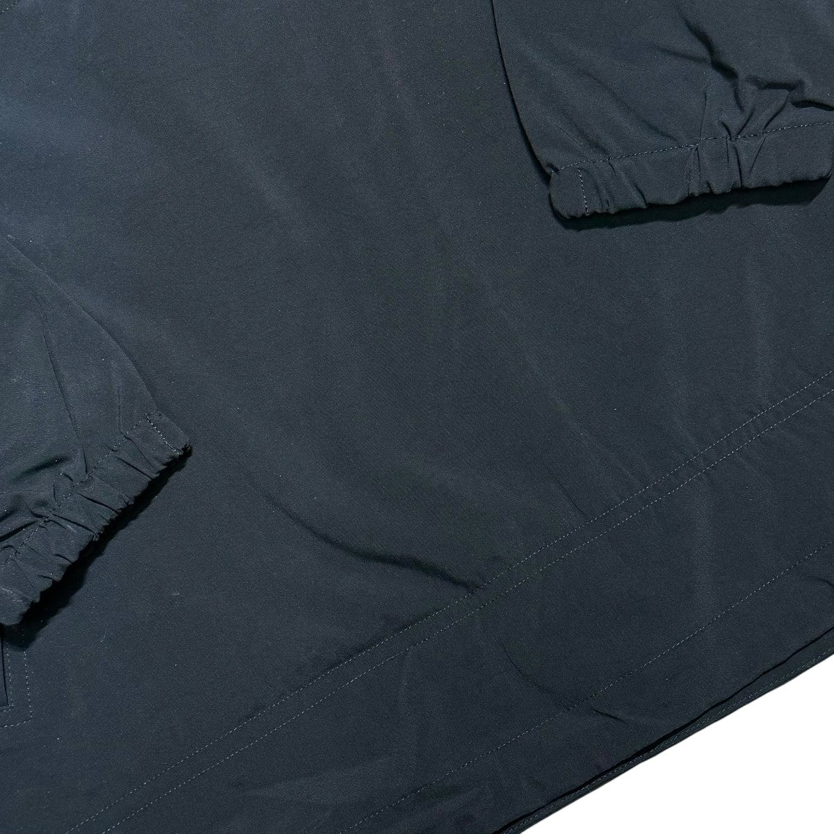 ヘリーハンセンのアノラックパーカー HOE12208です。 HELLY HANSEN 古着・中古 アウター アイテム