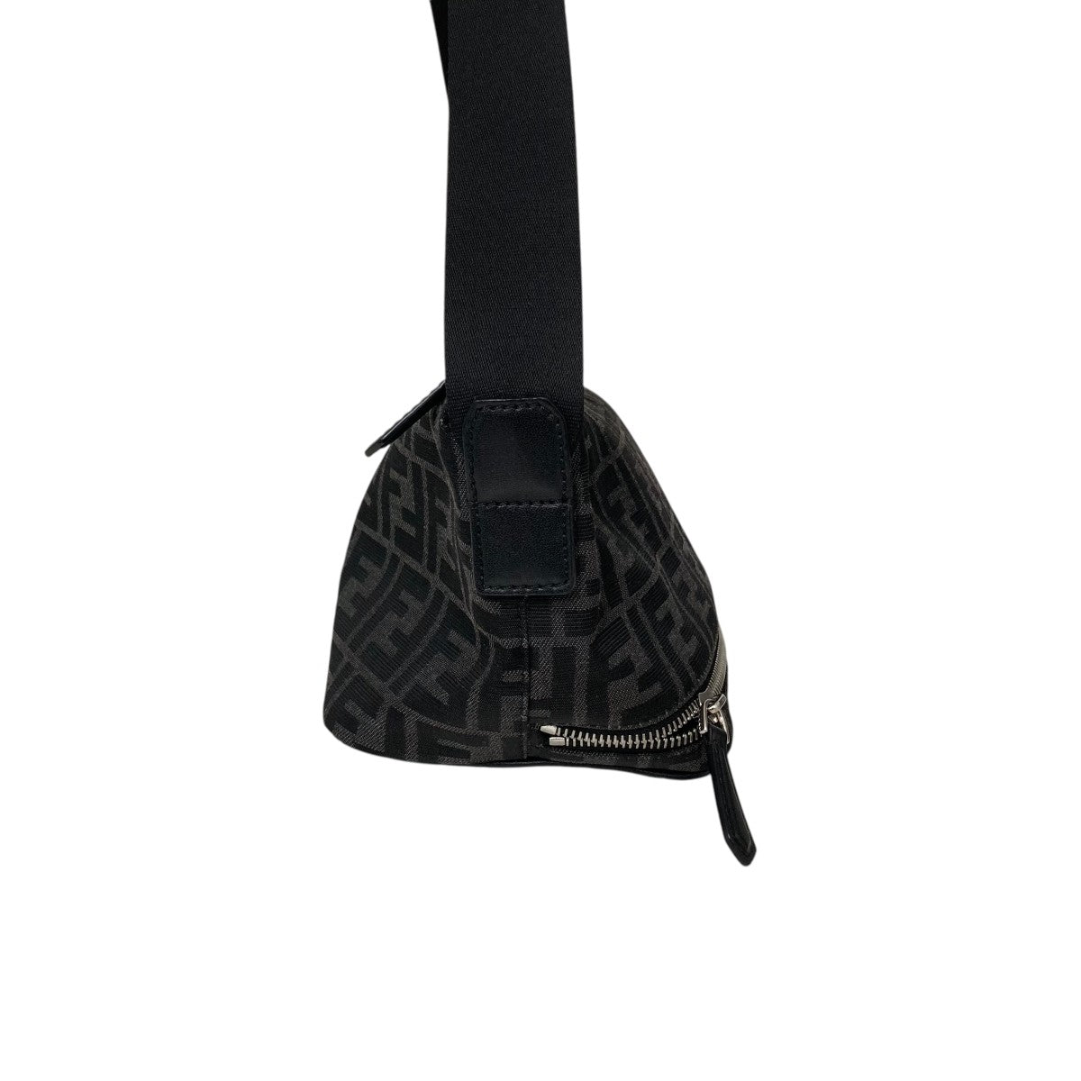 FENDI(フェンディ) ボディバッグ7VA526 7VA526 ブラック｜【公式