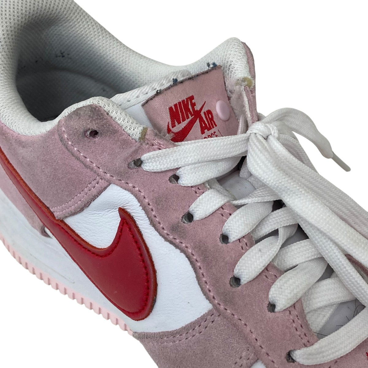 Air Force 1 Low ’07 Valentine’s DayスニーカーDD3384-600