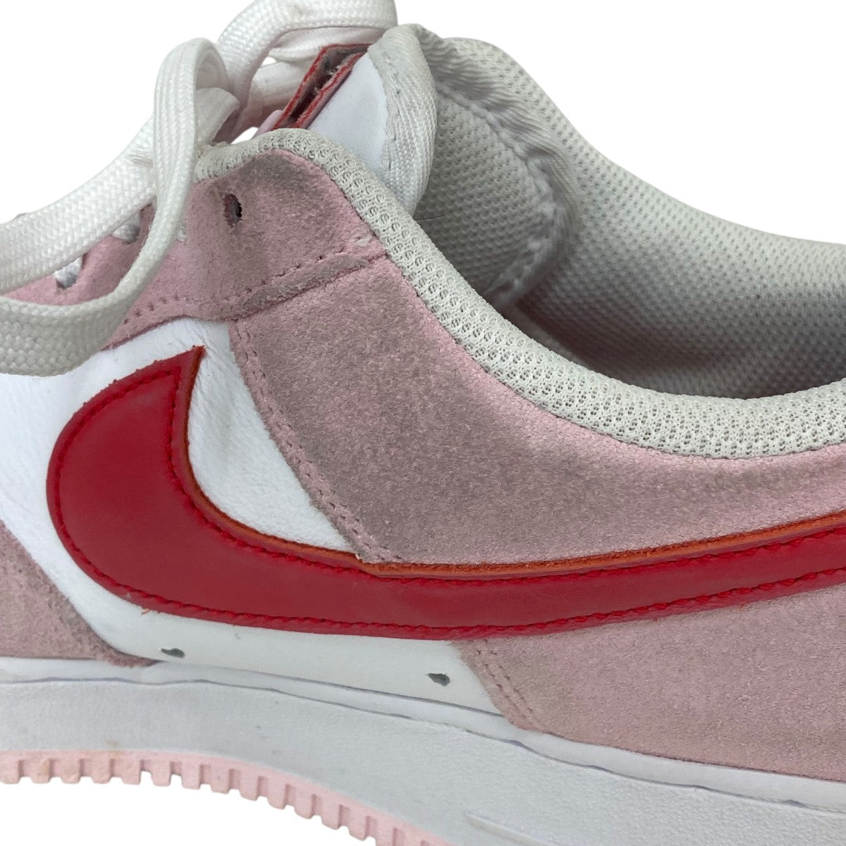 Air Force 1 Low ’07 Valentine’s DayスニーカーDD3384-600