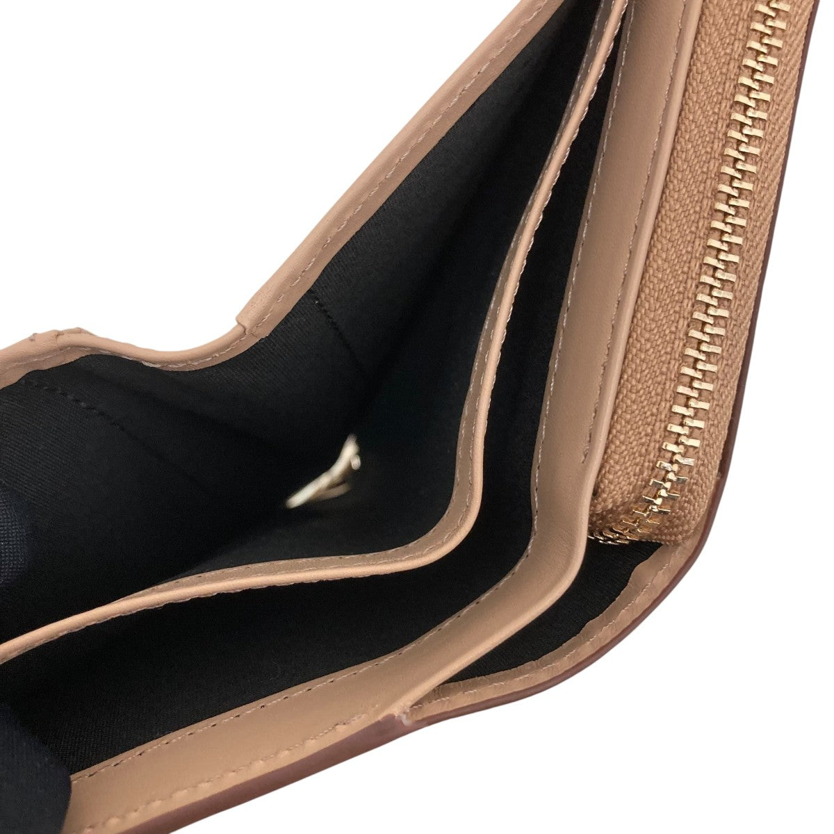 Paul Smith(ポールスミス) 猫ふたつ折り財布 ベージュ|【公式 Paul Smith(ポールスミス) 猫ふたつ折り財布 ベージュ|【公式