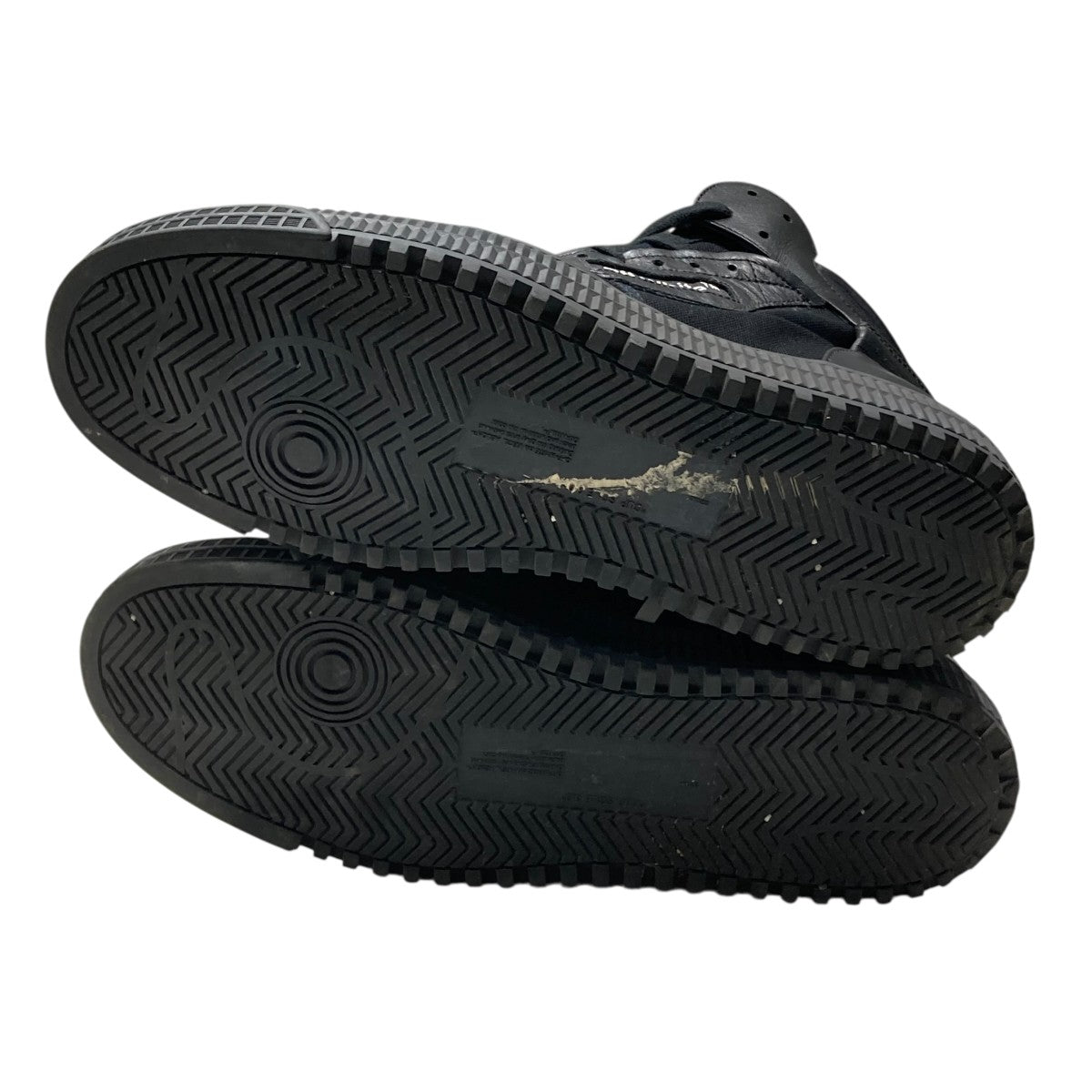 オフロになります。 OFFWHITE(オフホワイト) ハイカットスニーカー