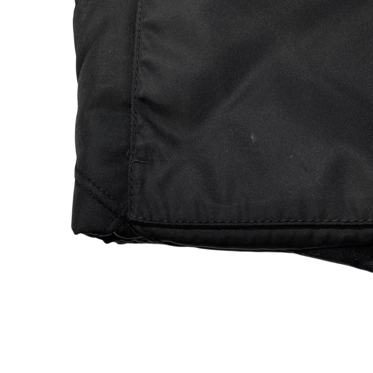 PRADA(プラダ) トライアングルロゴ ナイロンベストSGB315 SGB315