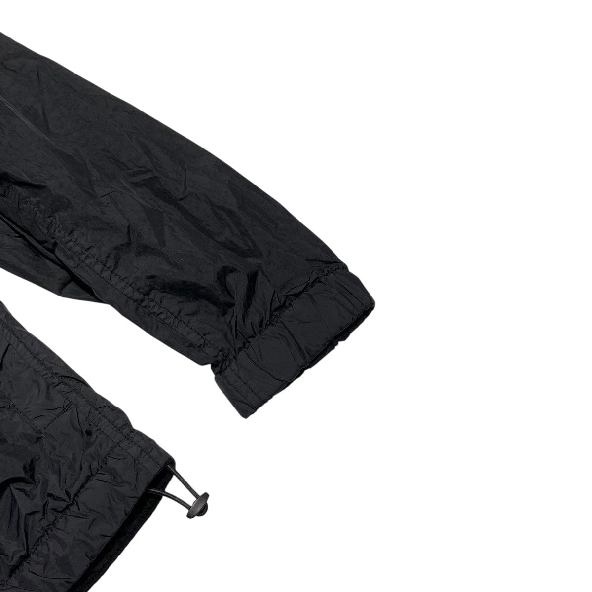 STONE ISLAND(ストーンアイランド) ジップアップジャケット