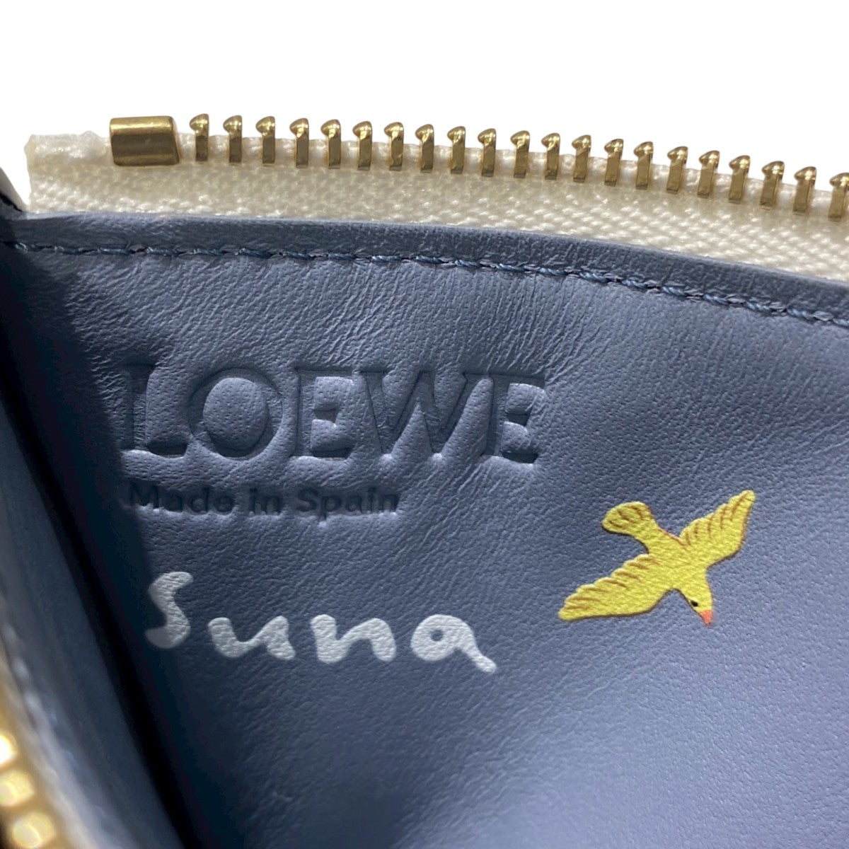 LOEWE(ロエベ) スナフジタフラグメントケース 522418 クリーム