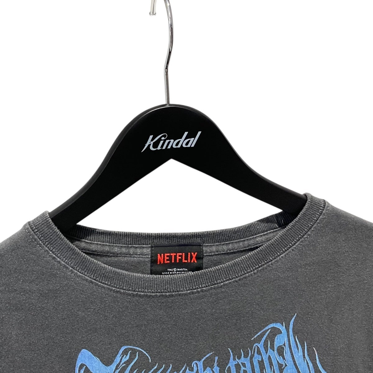 ARUMANA(アルマナ) NETFLIX 地面師たち半袖Tシャツ グレー