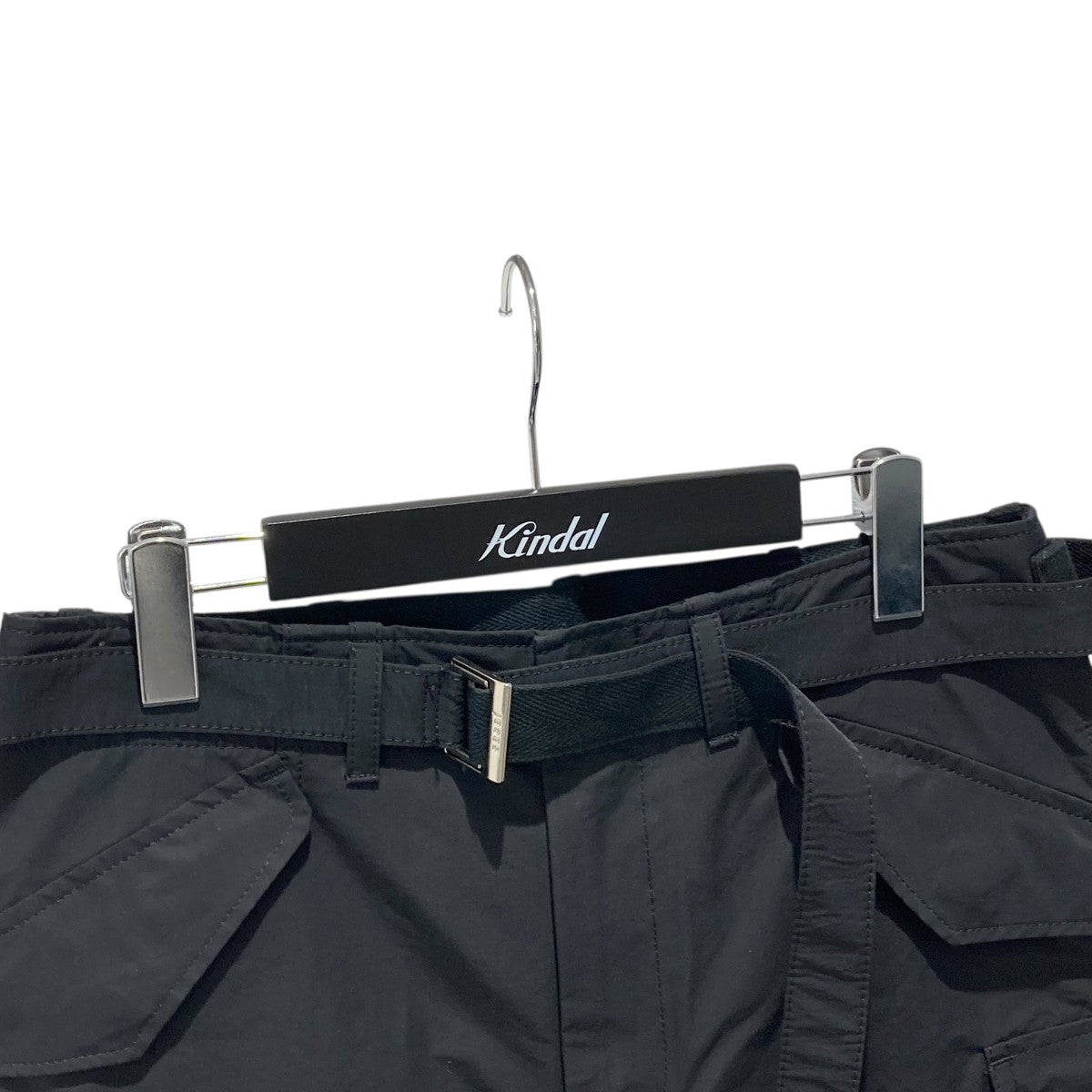 sacai ホワイトレース　カーゴパンツ　ALAIA sacai ホワイトレース カーゴパンツ ALAIA