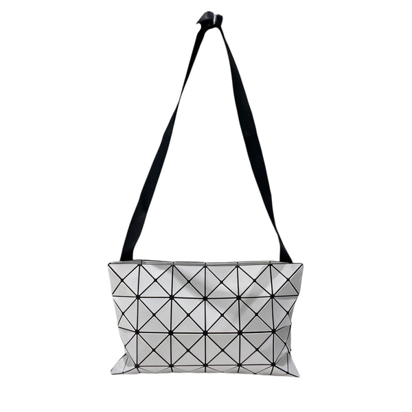 BAO BAO ISSEY MIYAKE(バオバオイッセイミヤケ) ショルダーバッグBB83