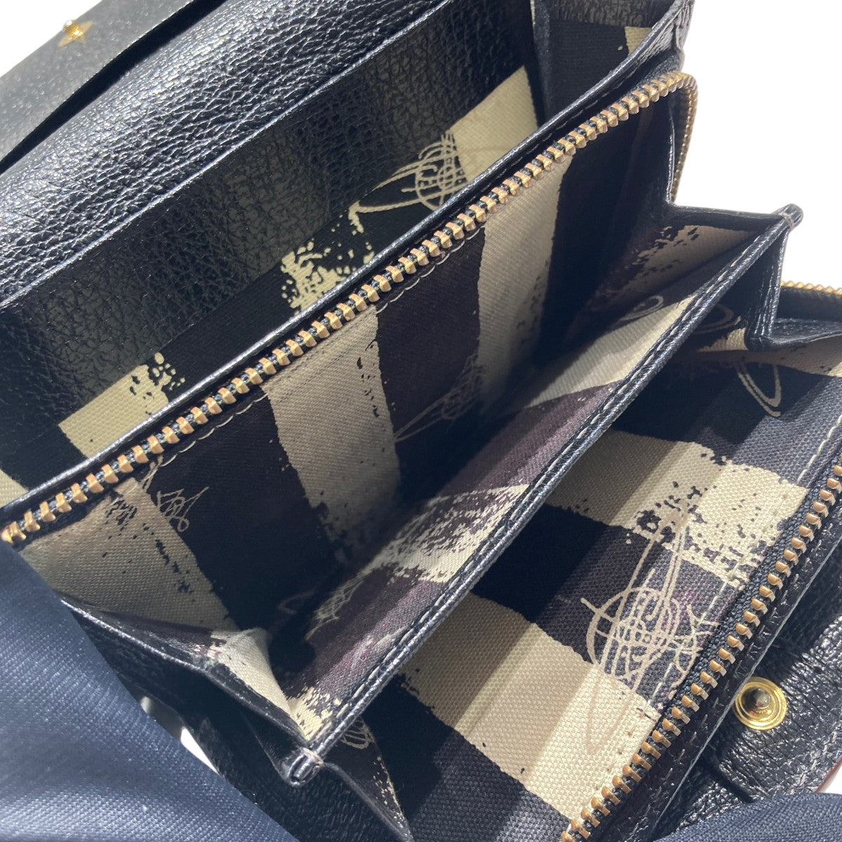 Vivienne Westwood(ヴィヴィアンウエストウッド) EXECUTIVE