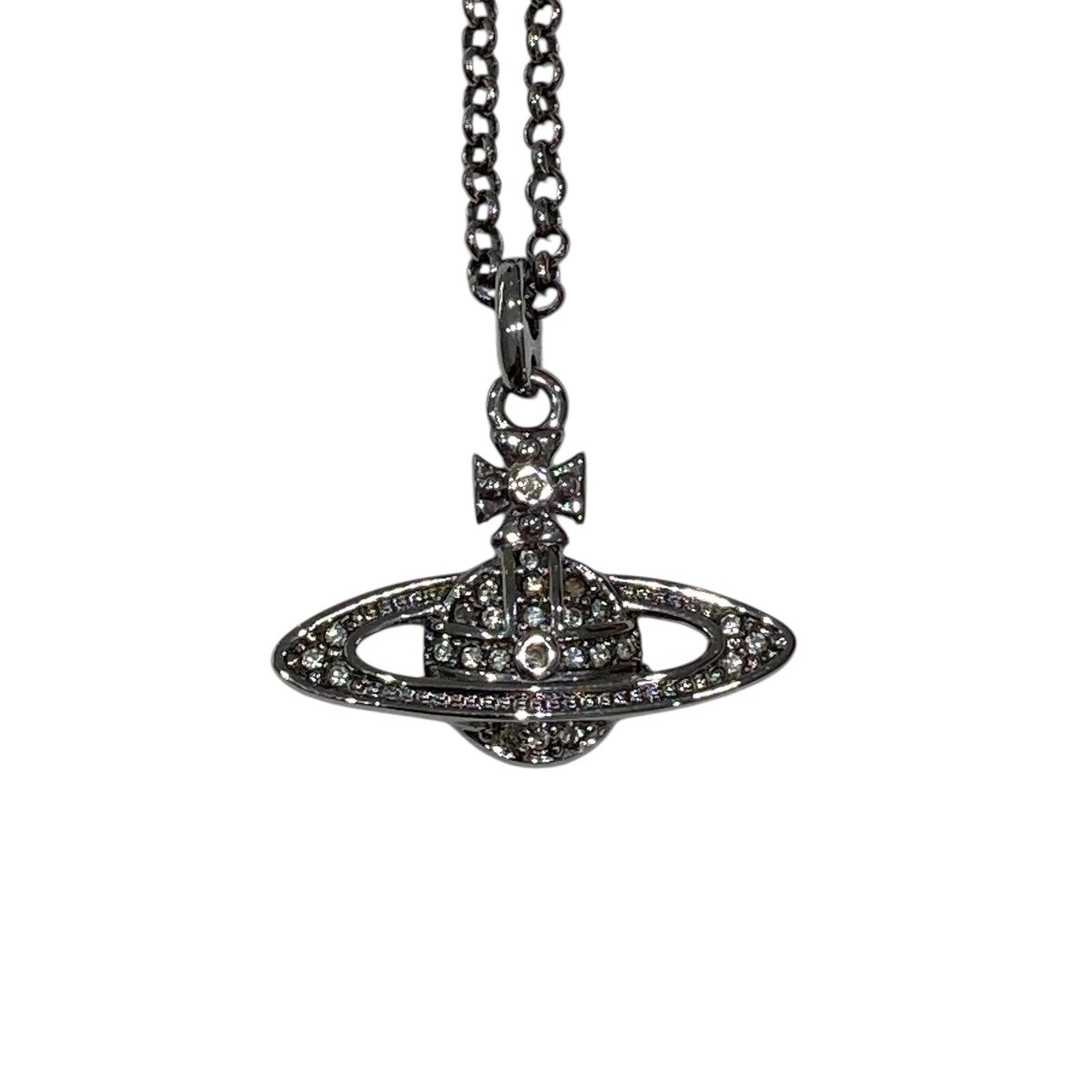 アクセサリー Vivienne Westwood Neo Bas Relief ORB Vivienne Westwood（ヴィヴィアンウエストウッド）の「Vivienne