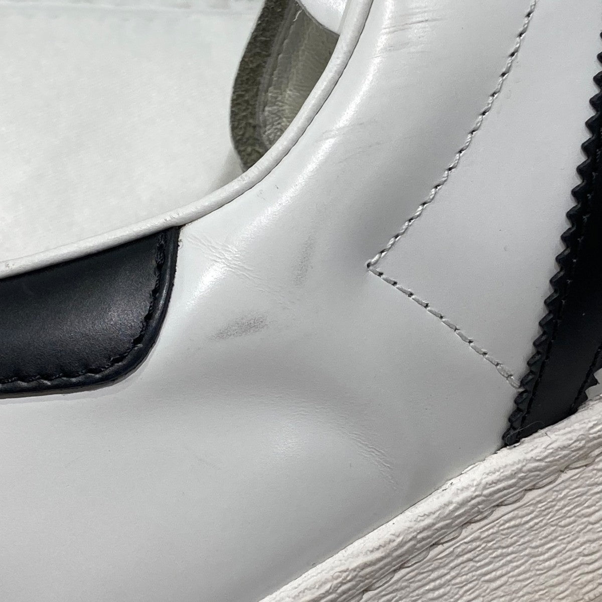 PRADA ホワイト牛革 スニーカー　サイズ24.0cm プラダ PRADA メンズ靴 スニーカー レザーローカット ホワイト系