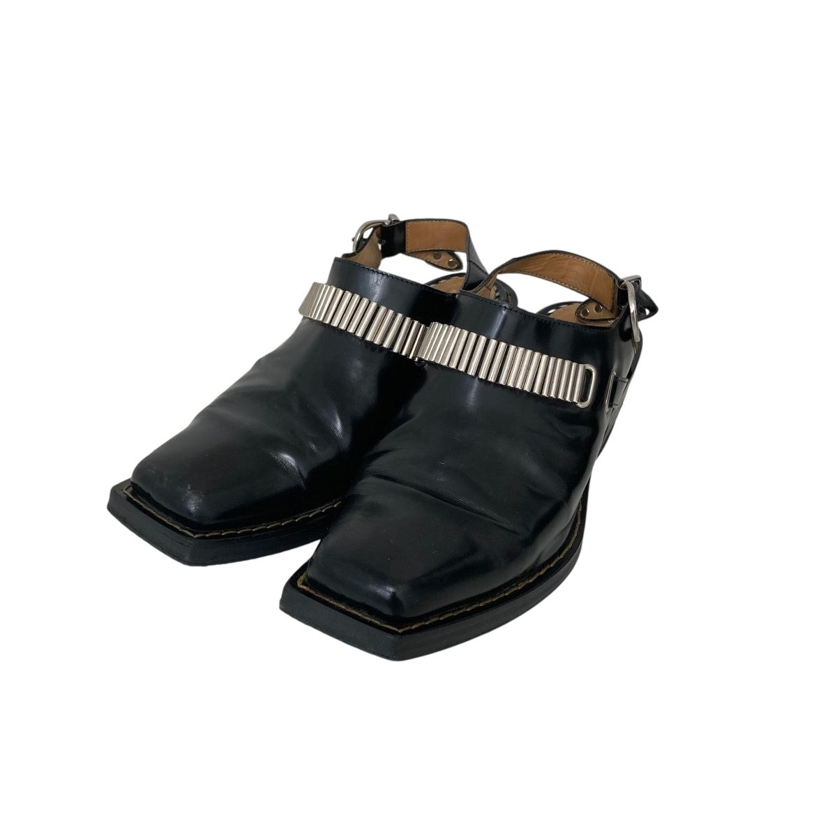 TOGA PULLA(トーガプルラ) メタルバックルローファー ホワイト サイズ