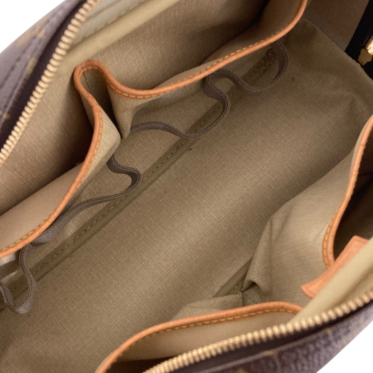 LOUIS VUITTON(ルイヴィトン) ドーヴィルモノグラムハンドバッグm47270