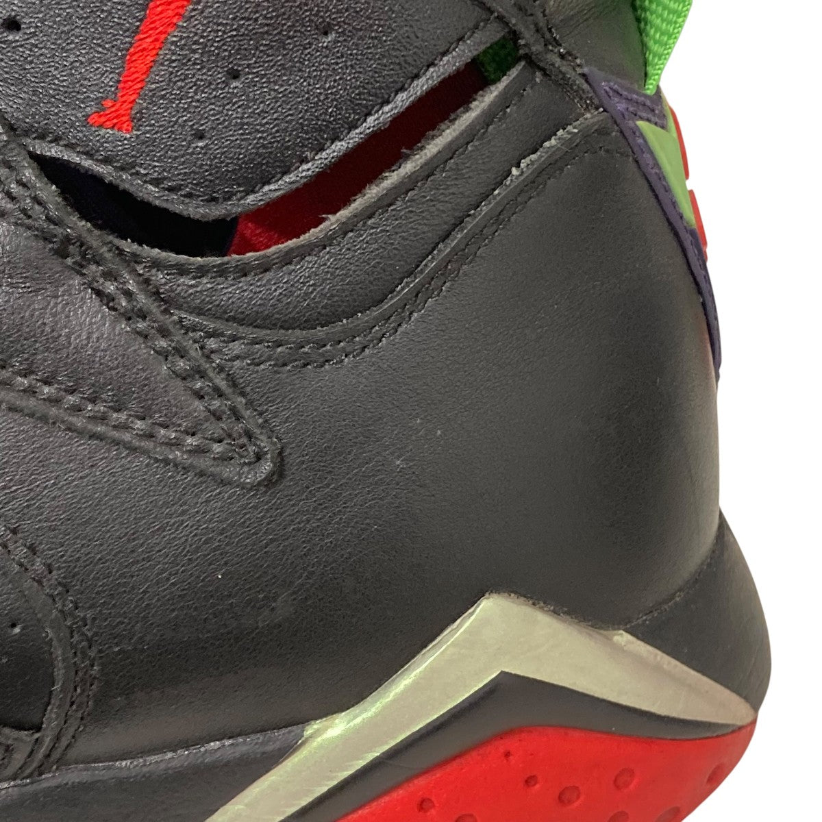 NIKE(ナイキ) AIR JORDAN 7 RETRO MARVIN THE MARTIANスニーカー