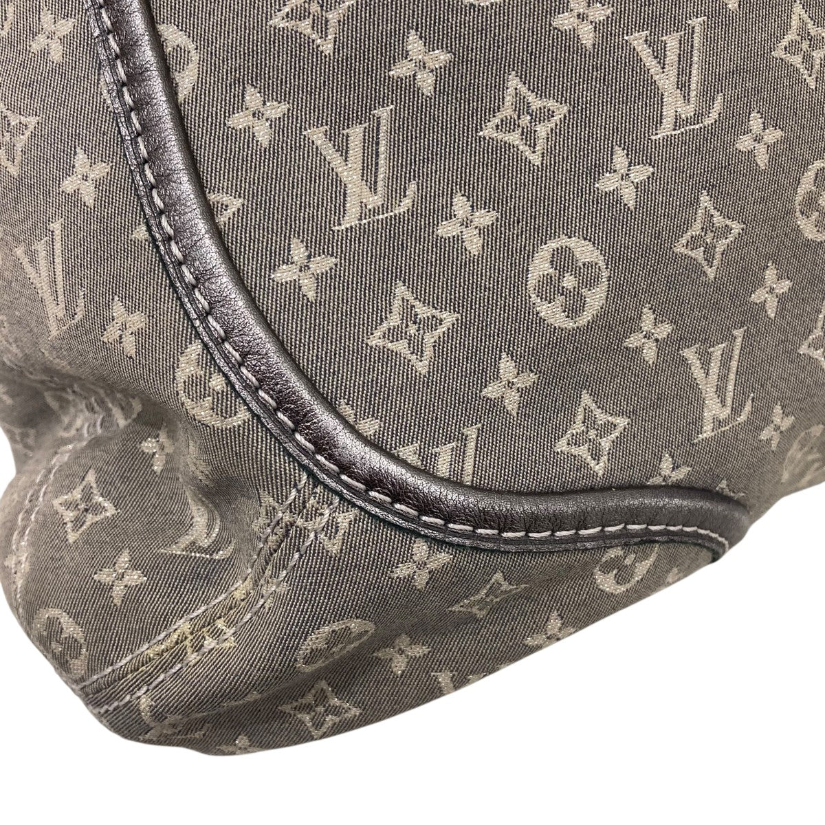 LOUIS VUITTON(ルイヴィトン) モノグラム ミニラン ブザス アン