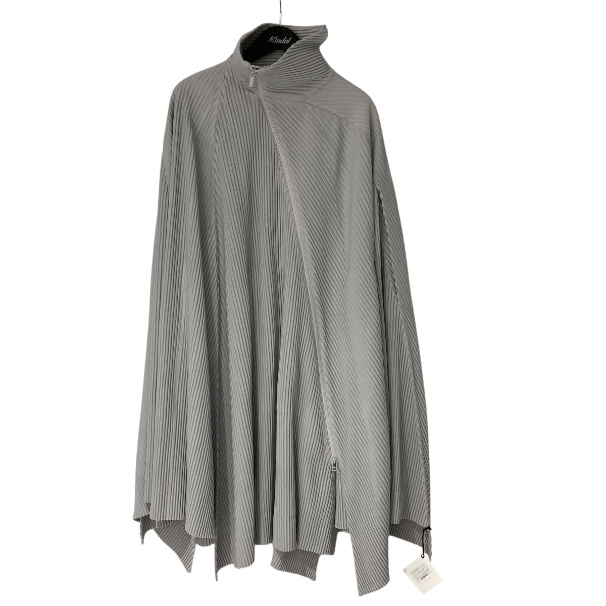 HOMME PLISSE ISSEY MIYAKE 23AWTHREE BY SIX CoatプリーツポンチョコートHP33JA381 古着・中古-1枚目のアイテム画像