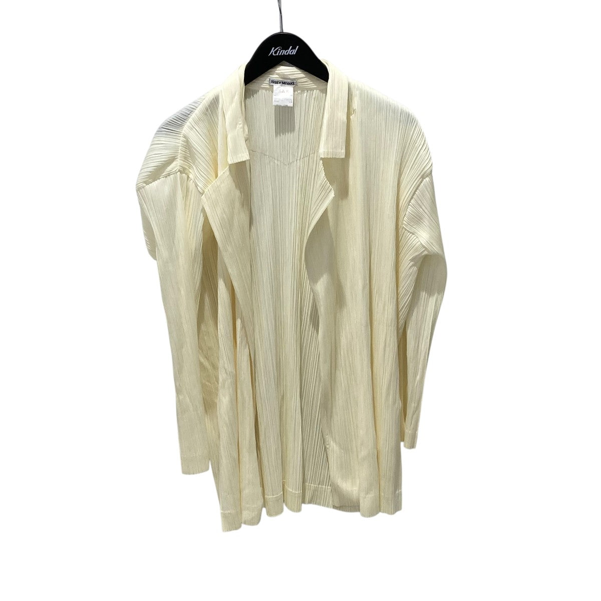 イッセイミヤケme　プリーツジャケット ISSEY MIYAKE(イッセイミヤケ) プリーツジャケットPP05-J0608