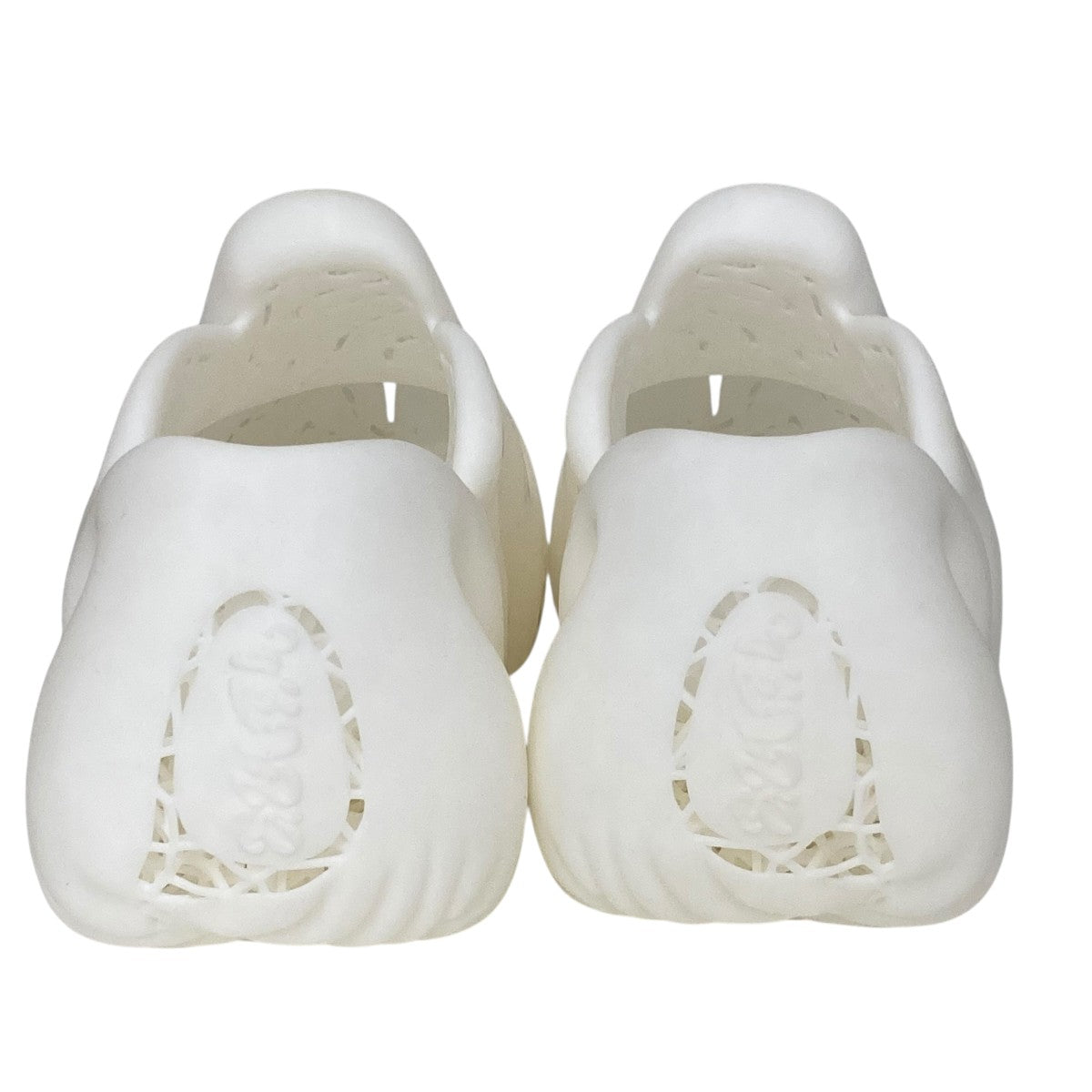 monsteraサンダル