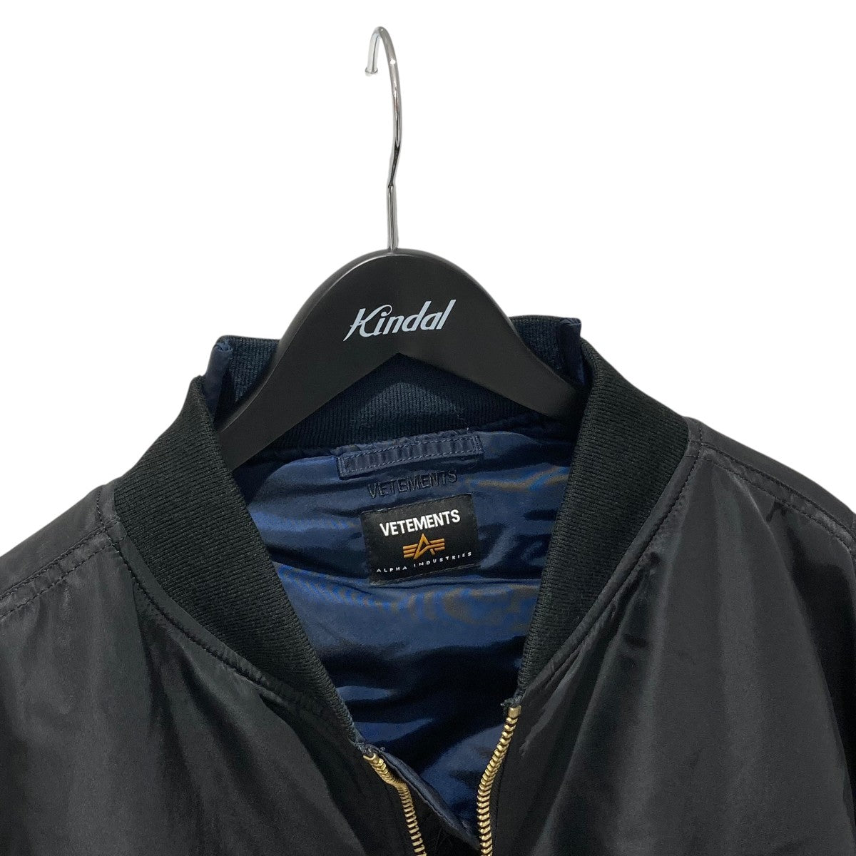 VETEMENTS×ALPHA INDUSTRIES フライトジャケット ブラック