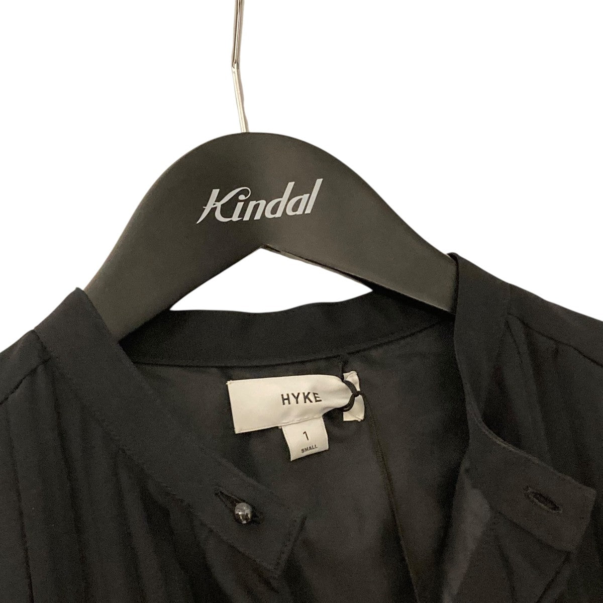 HYKE(ハイク) 23FWTAFFETA PLEATED DRESSプリーツワンピース16178-0101