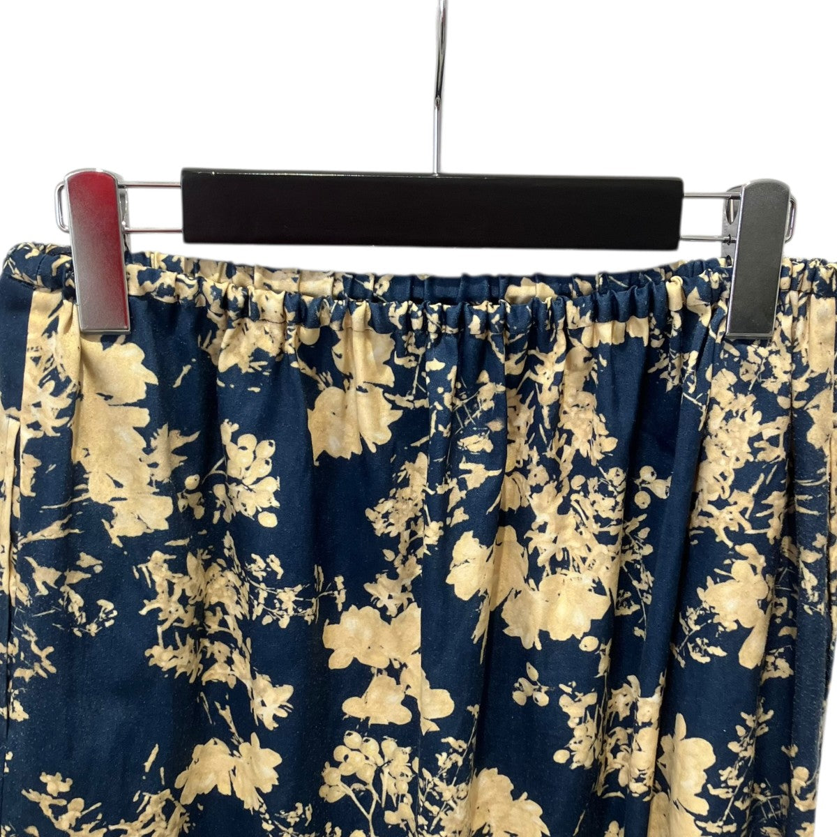 6(ROKU) BEAUTY＆YOUTH 8624-242-0109 SATIN FLOWER PRINT SKIRTスカート 古着・中古-4枚目のアイテム画像