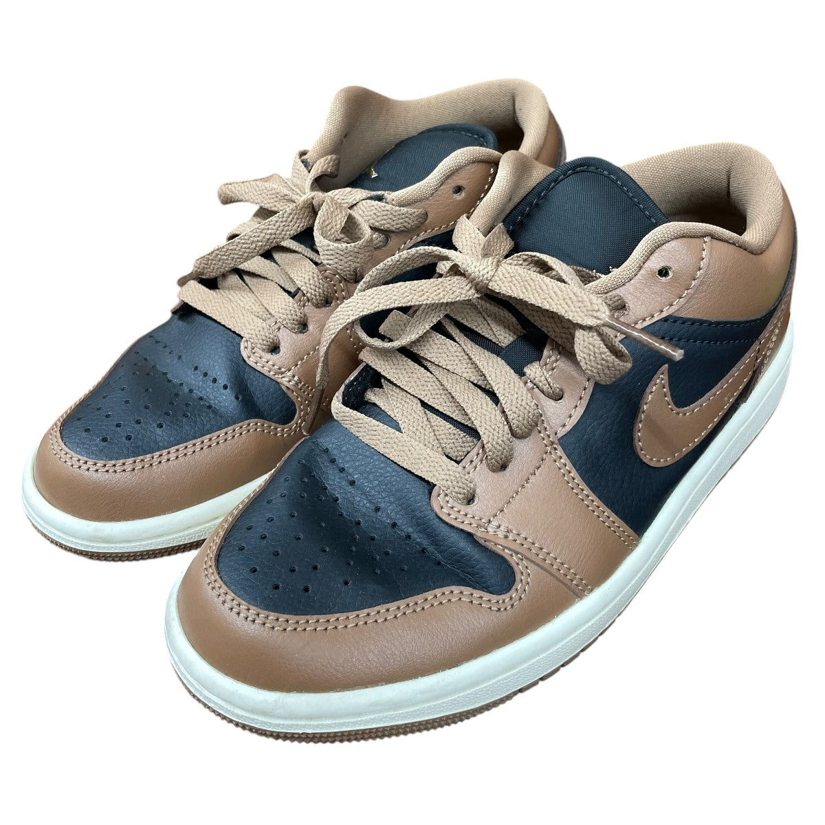 NIKE Air Jordan 1 LowスニーカーDC0774-021 古着・中古-1枚目のアイテム画像