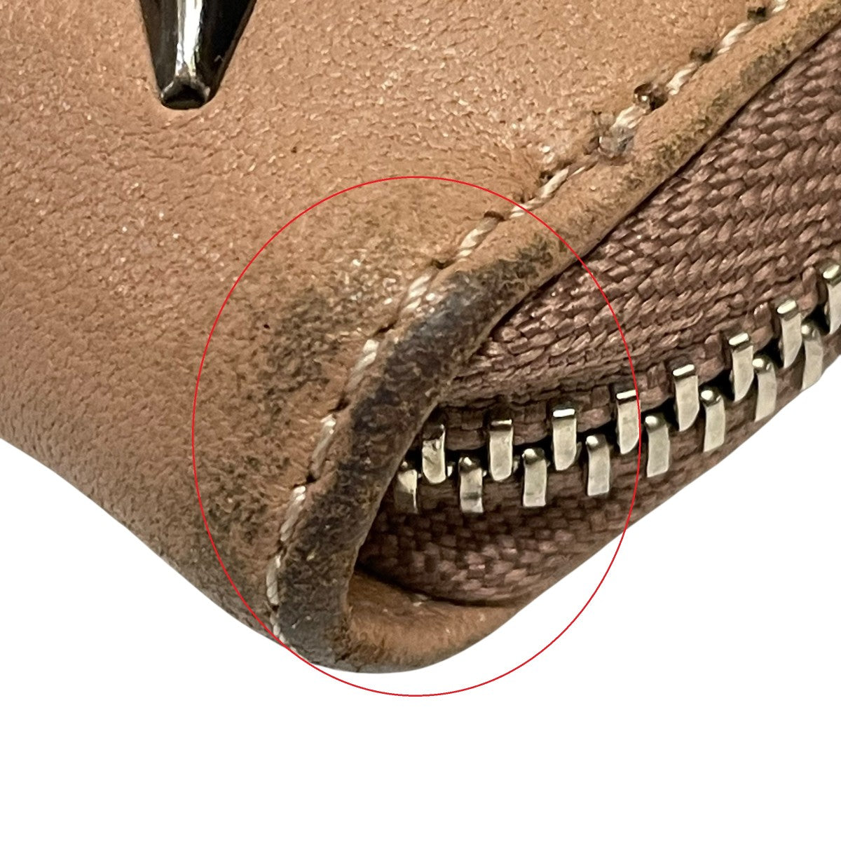 JIMMY CHOO スタースタッズラウンドジップウォレット長財布 古着・中古-8枚目のアイテム画像