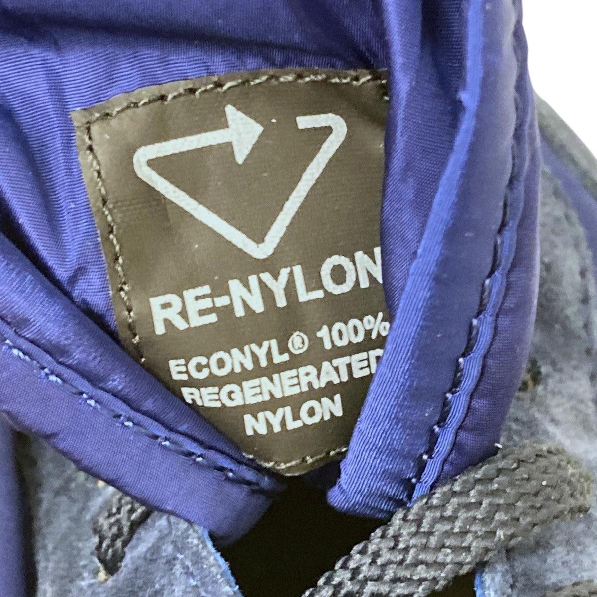 PRADA(プラダ) 25SSコラプス Re-Nylon スエード エラスティック