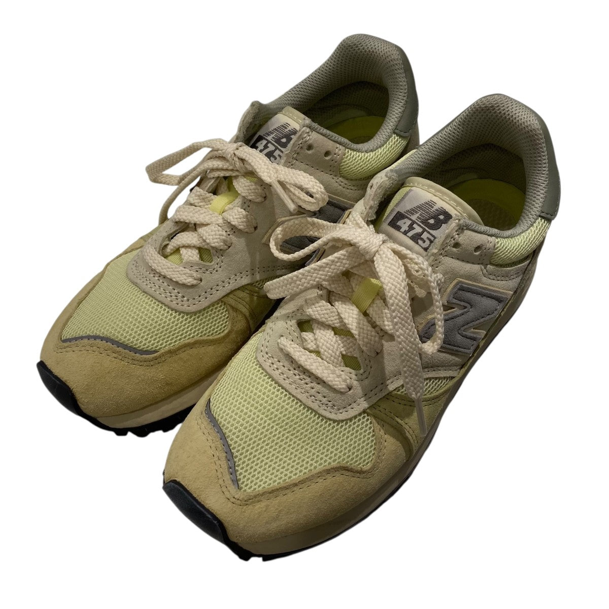 U475ARスニーカー