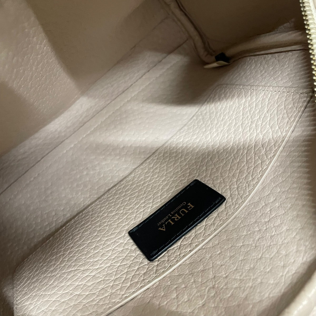 FURLA AVRILショルダーバッグ 古着・中古-4枚目のアイテム画像