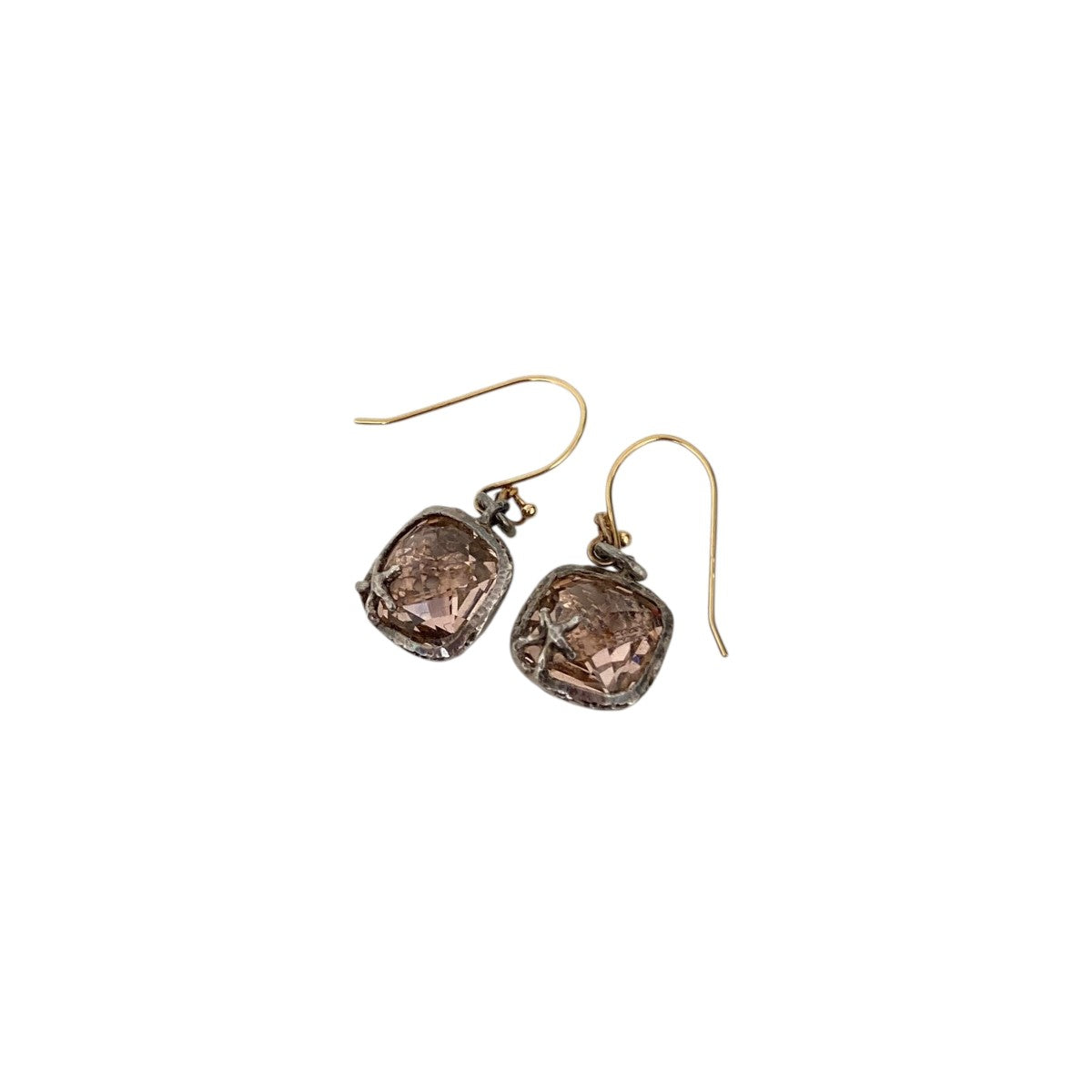 ピアス