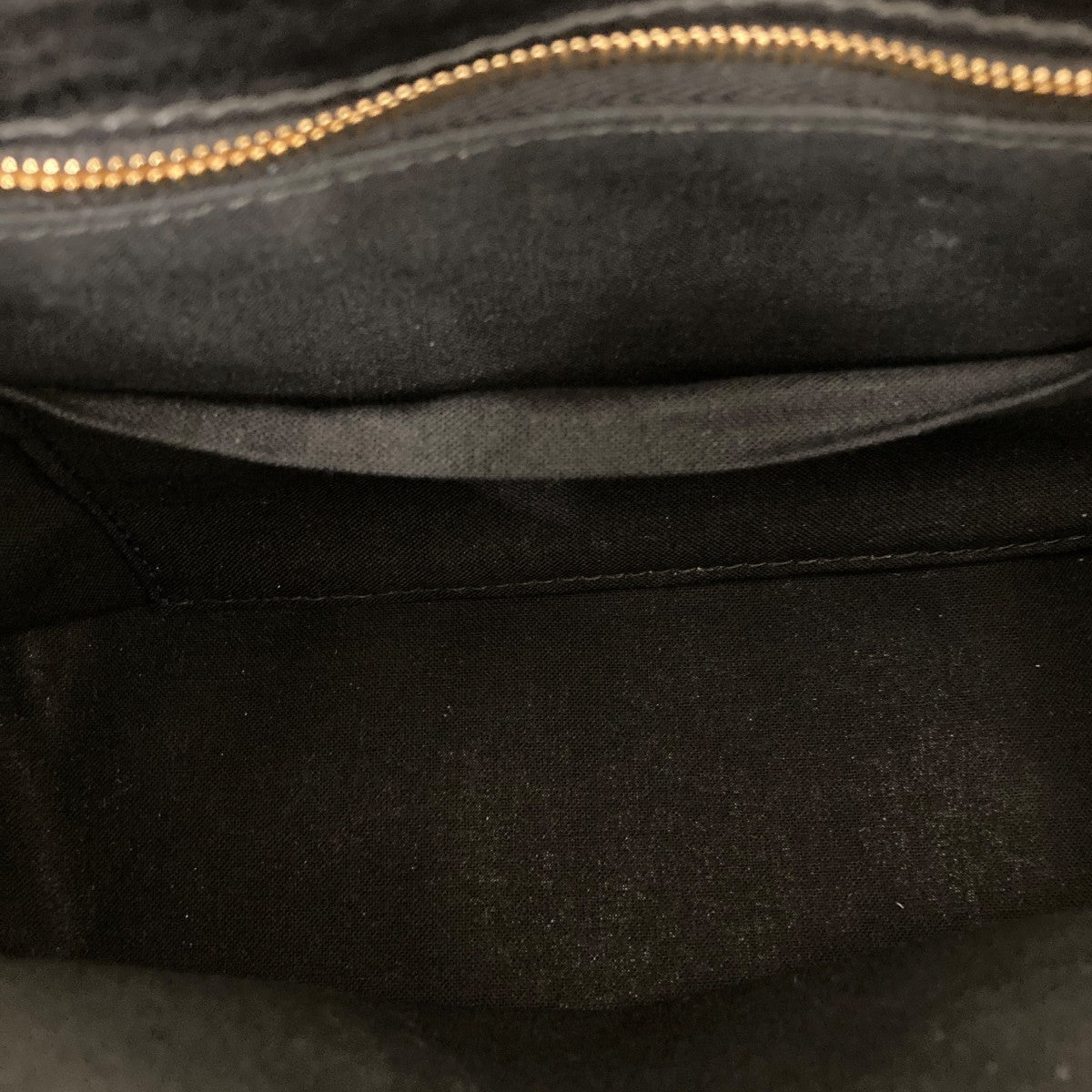 Monaco Small Slingショルダーバッグ