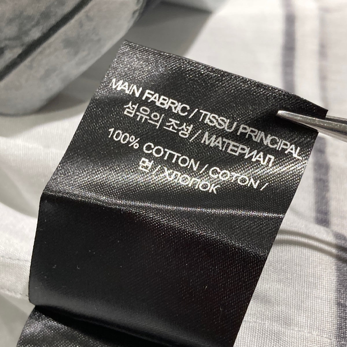 VETEMENTS 23AWGRAPHIC LS SHIRT総柄長袖シャツUE54SH340G 古着・中古-6枚目のアイテム画像