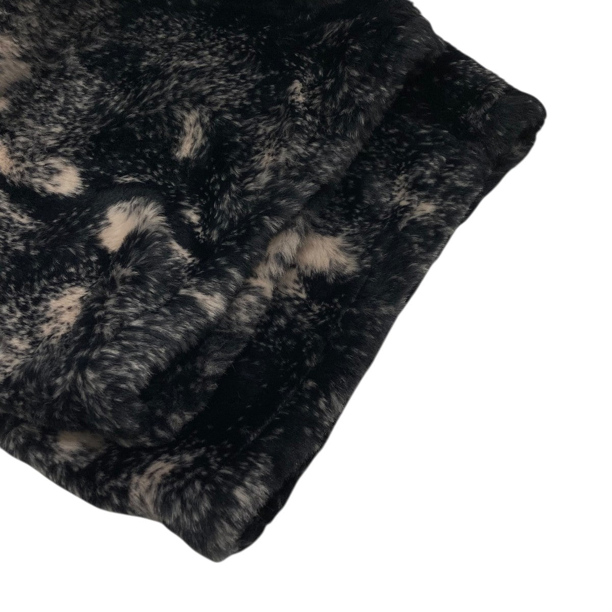 24SSFAUX FUR SHORTハーフパンツ