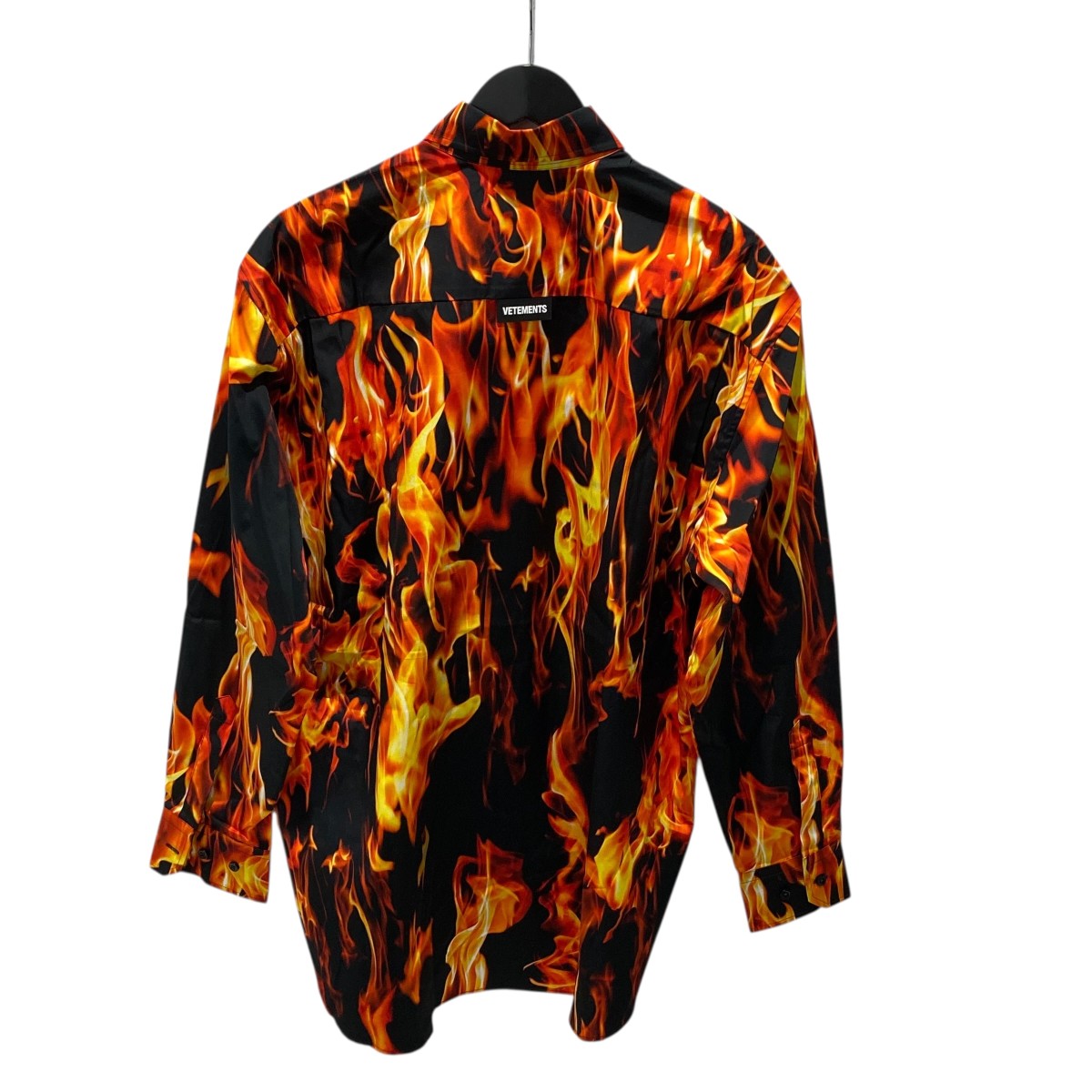 VETEMENTS FIRE SHIRTレギュラーカラーシャツUE54SH360F 古着・中古-2枚目のアイテム画像