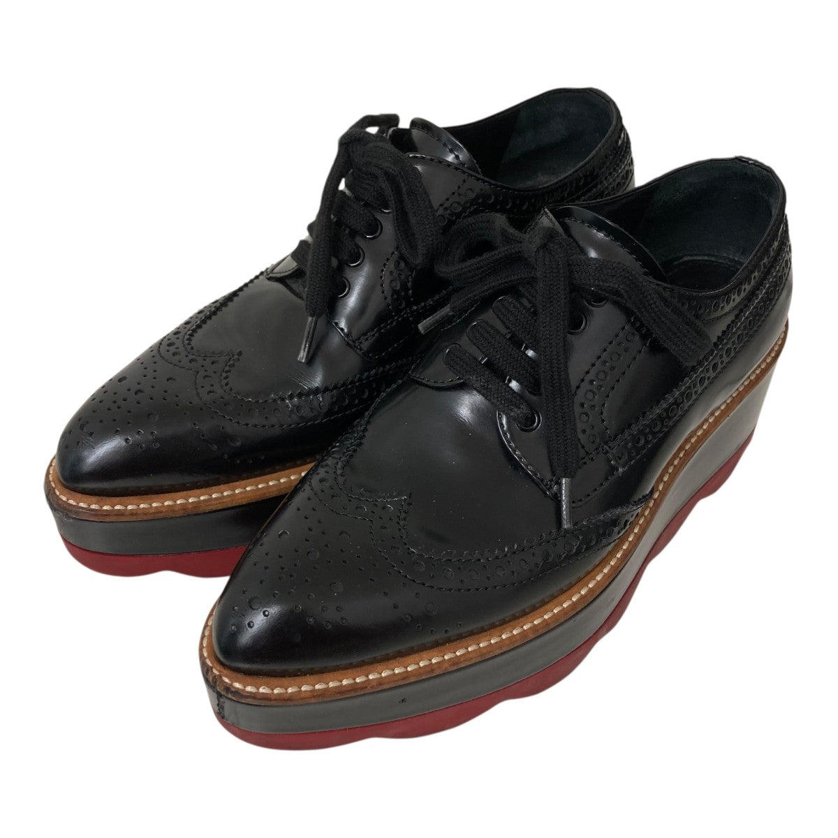 PRADA ウィングチップレザーシューズ 古着・中古-1枚目のアイテム画像
