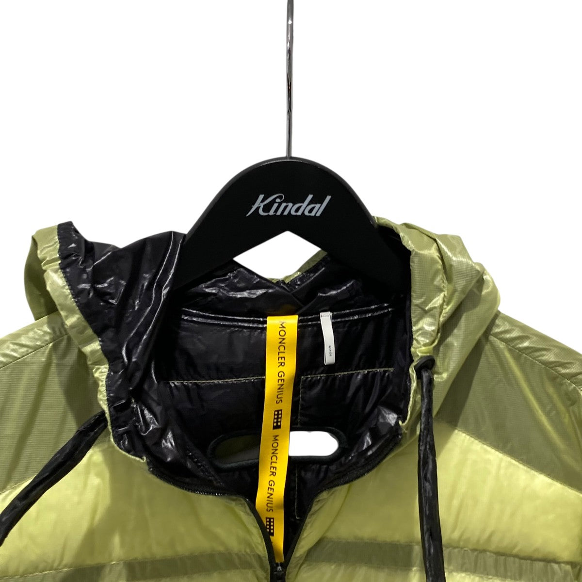MONCLER×CRAIG GREEN ダウンジャケットF209H1A50210 古着・中古-3枚目のアイテム画像