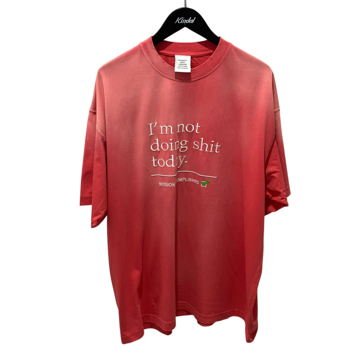 VETEMENTS ダメージ加工メッセージロゴTシャツTシャツUE63TR320P 古着・中古-1枚目のアイテム画像