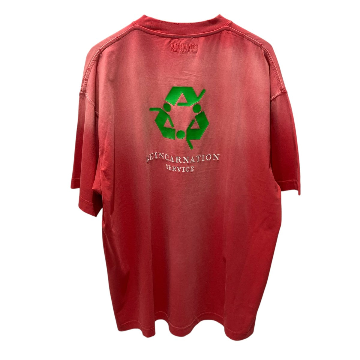 VETEMENTS ダメージ加工メッセージロゴTシャツTシャツUE63TR320P 古着・中古-2枚目のアイテム画像