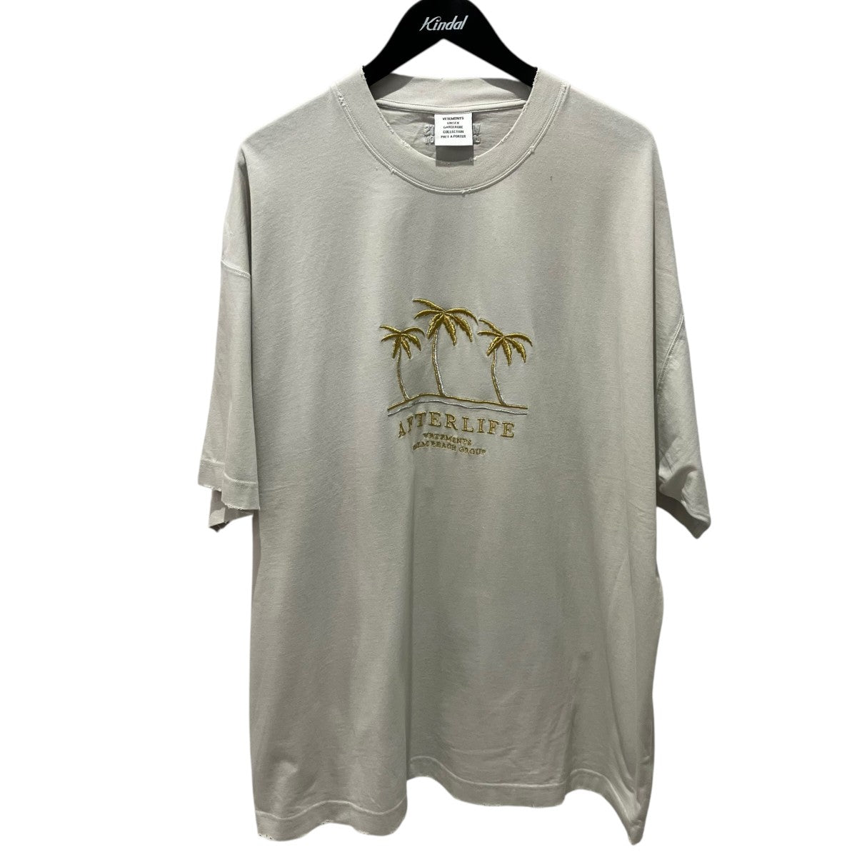 VETEMENTS EMBROIDERED AFTERLIFE T-SHIRTTシャツUE63TR241W 古着・中古-1枚目のアイテム画像