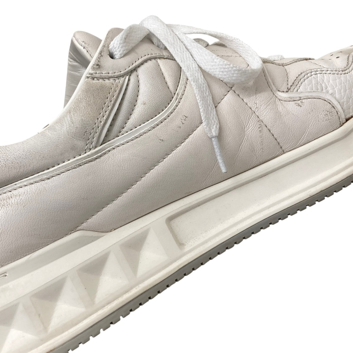 VALENTINO GARAVANI 21AWOne Stud Low Topスニーカー 古着・中古-8枚目のアイテム画像
