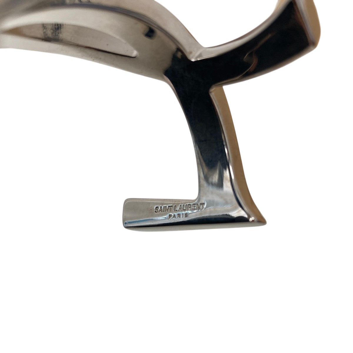 Yves Saint Laurent(イヴサンローラン) カサンドラロゴ YSLロゴ