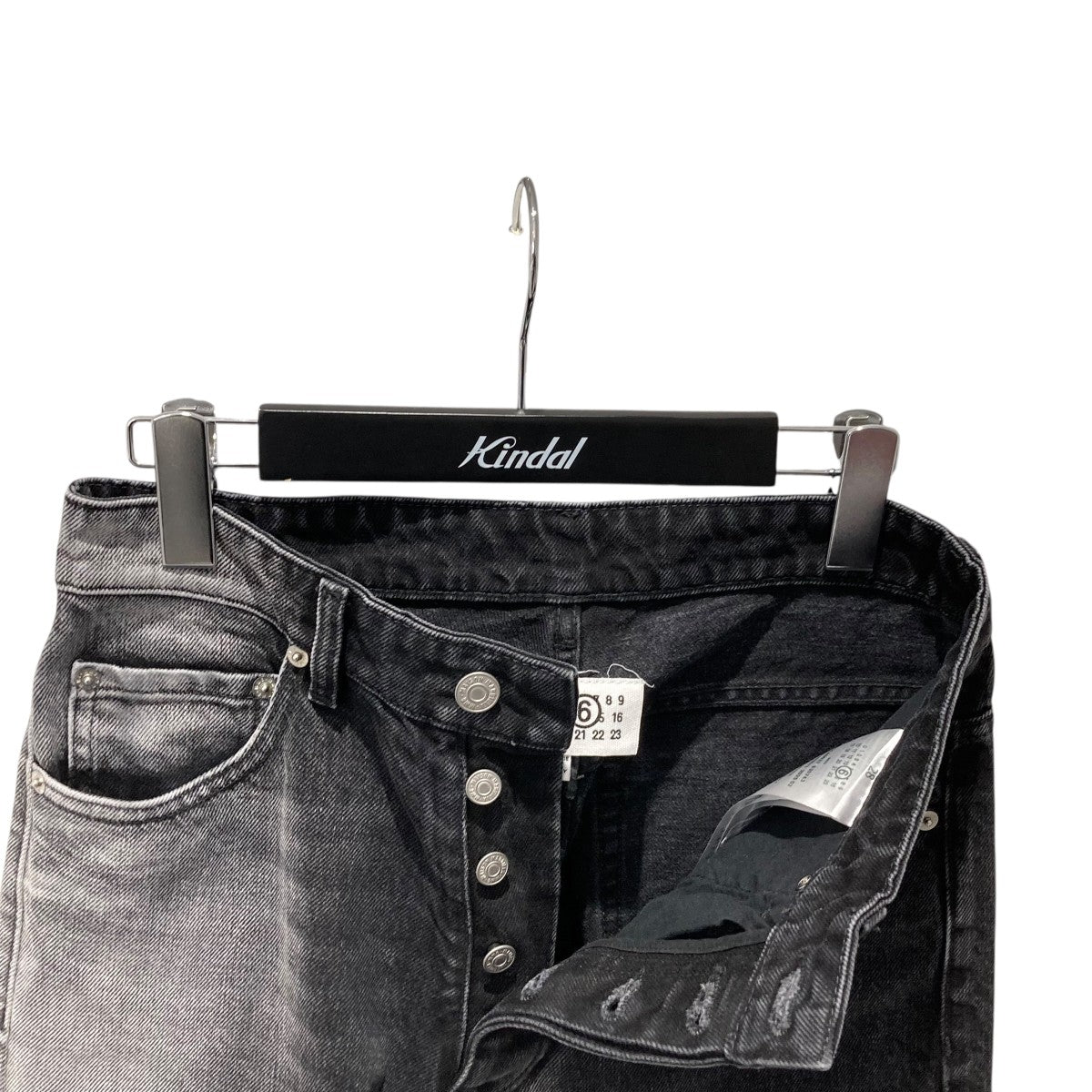 MM6 Maison Margiela(マルタンマルジェラ) 25AWデニムパンツSH2LA0037